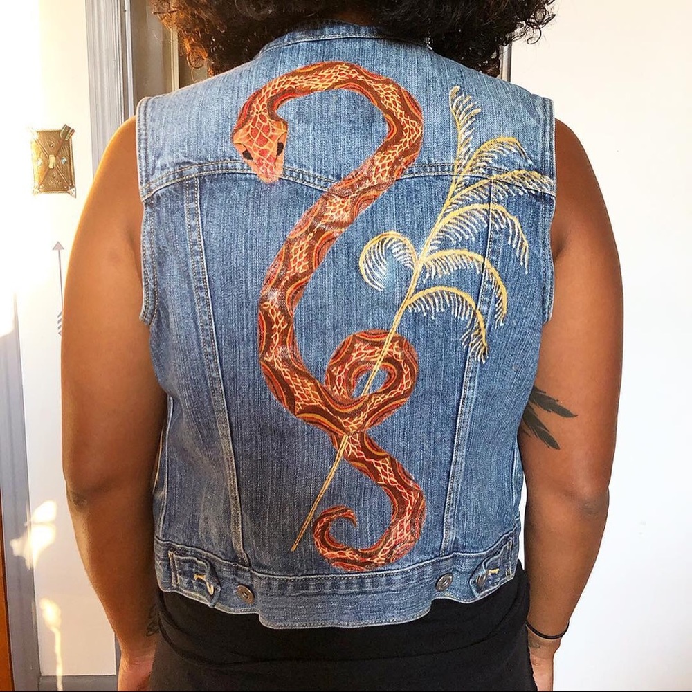 Custom Hand Painted Levi’s Jeans Denim Vest - Picture 4 of 7
